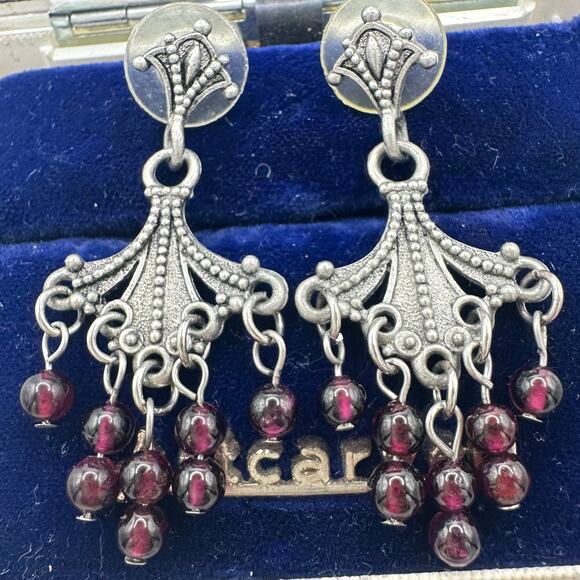 Silver tone genuine almandine garnets beads beaded dangle drop post earrings - Picture 2 of 8